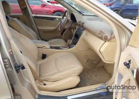 2004 Mercedes-Benz C 320 Sport from USA, damaged, VIN WDBRF64J74F450497